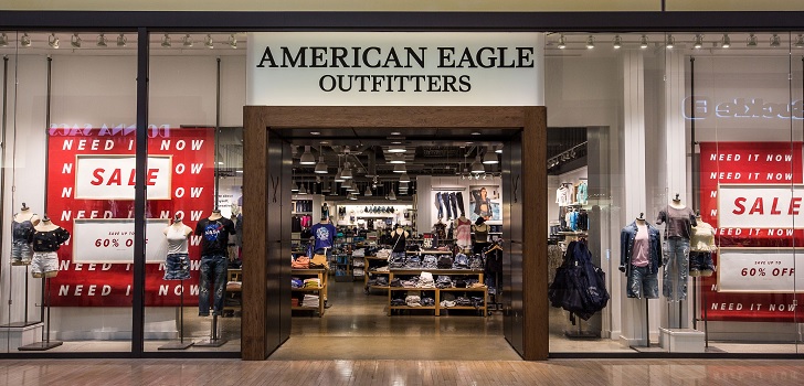 Tienda de American Eagle Outfitters. American Eagle avanza en el mercado colombiano con una apertura en Manizales